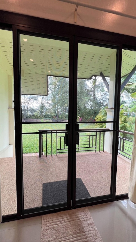 ThaiLife Wellness & Meditation Resort 38/80