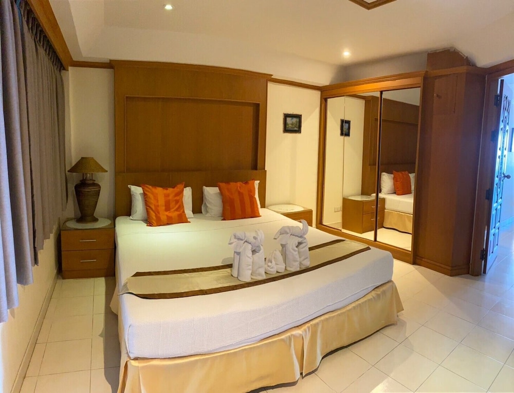 SUPERIOR, SUITE, SEA VIEW, BALCONY