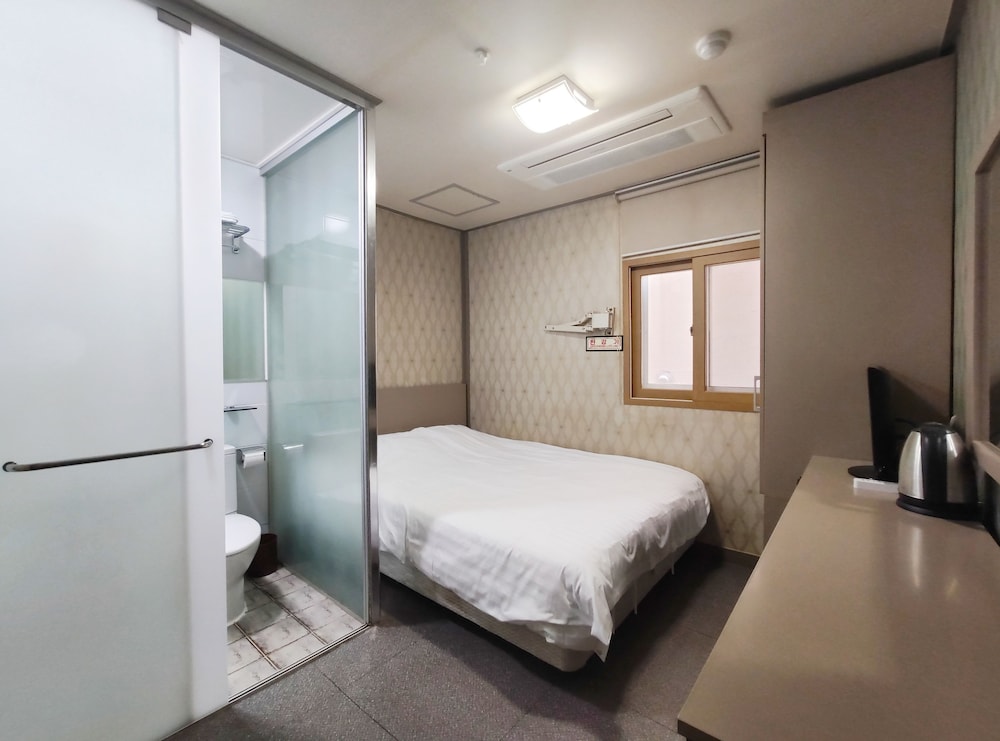 OYO Hostel Myeongdong 2 46/75