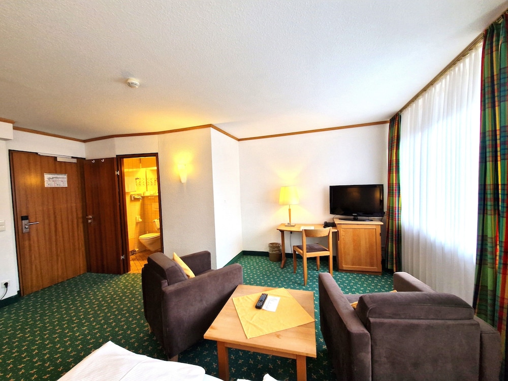 Badhotel Restaurant Stauferland 56/75