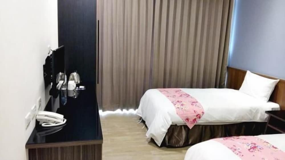Sendale Zhubei Business Hotel photo4