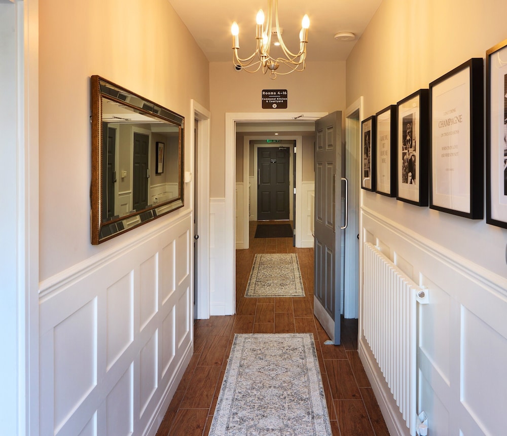 The Woden Boutique Hotel Walsall 3/32