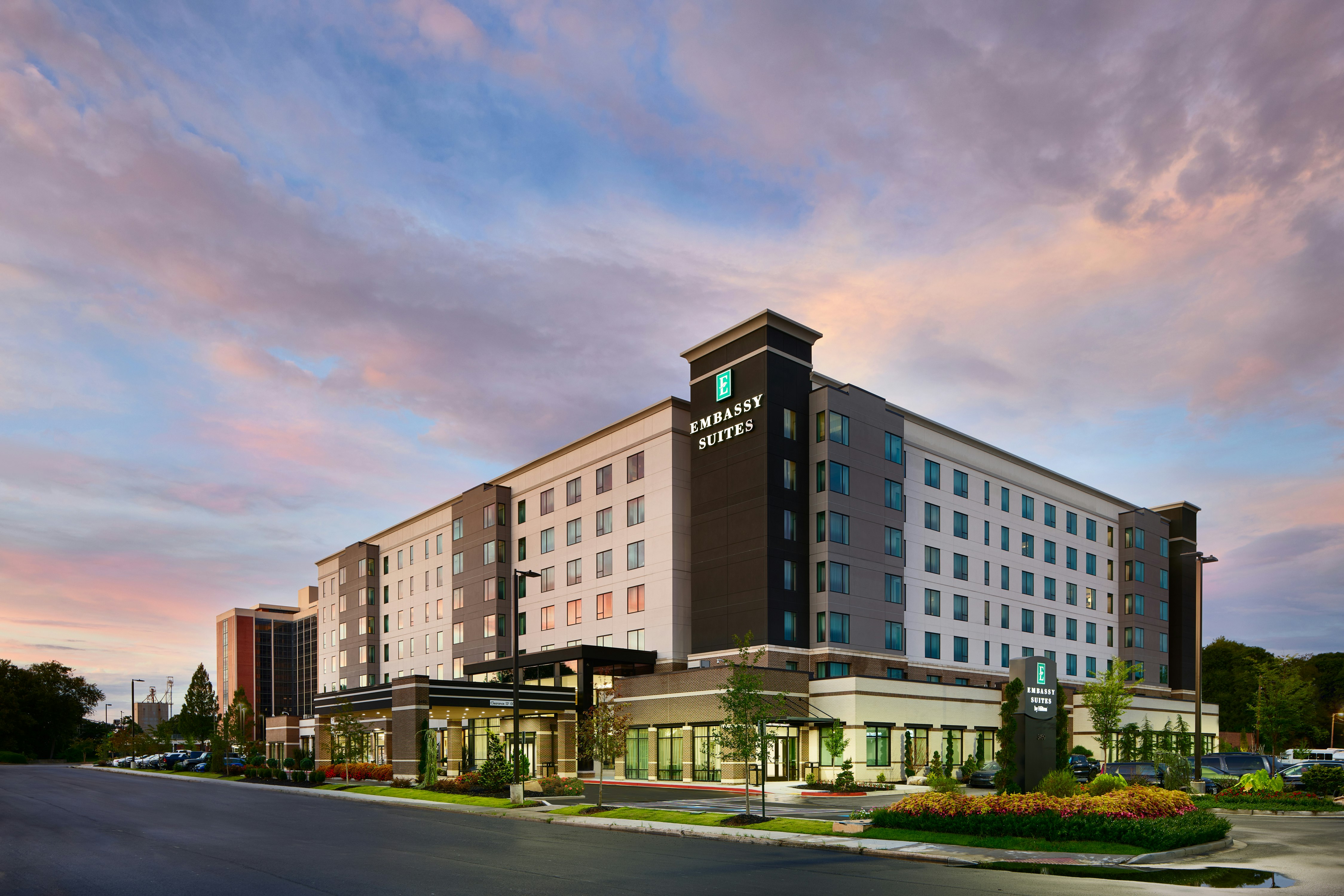 Embassy Suites by Hilton Atlanta Airport North 1/29