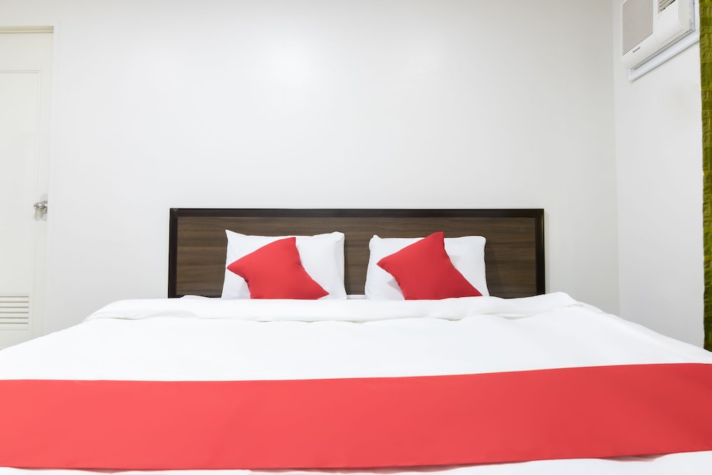 Deluxe, Queen Bed