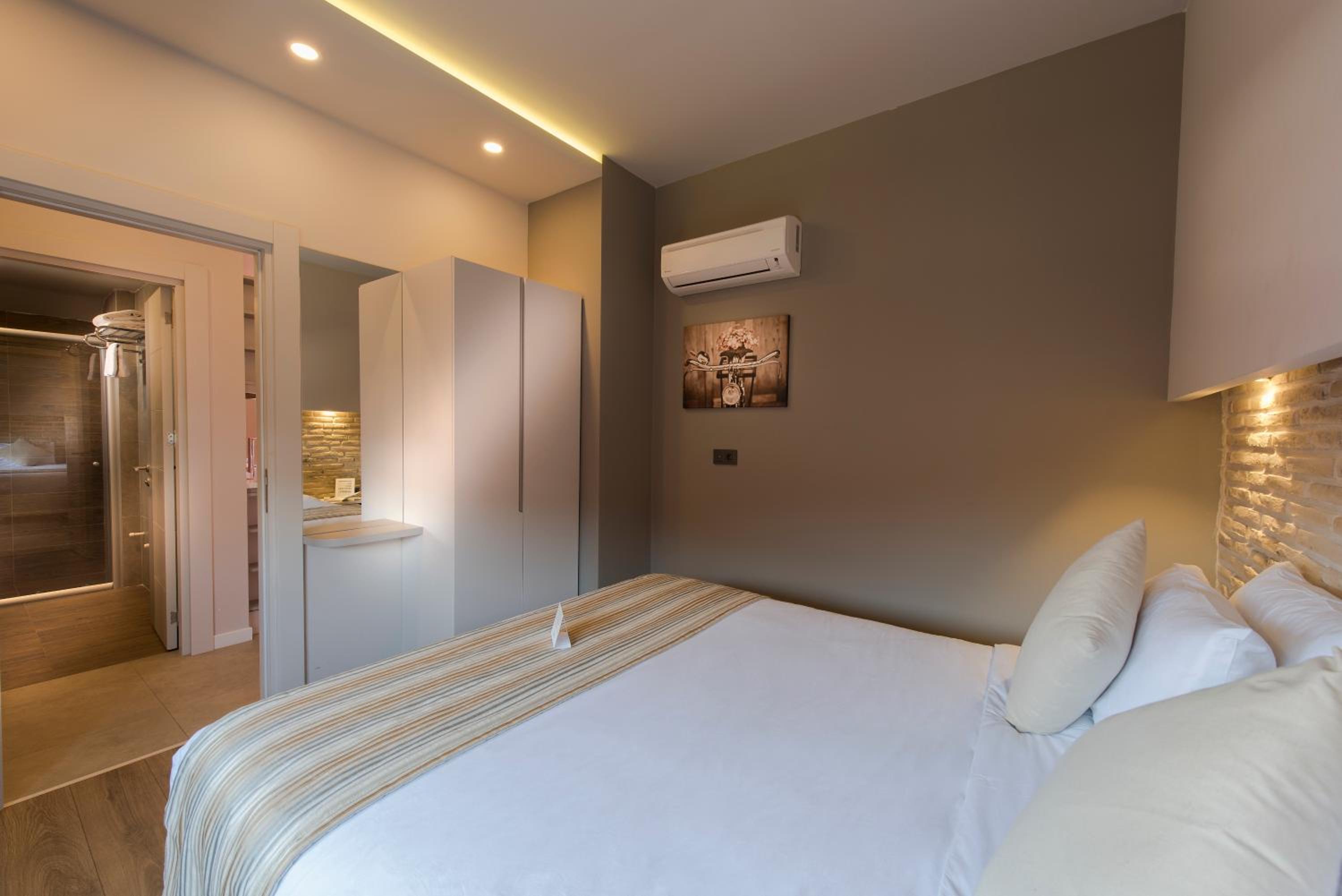 1 Bedroom, Suite, Apartment, Terrace