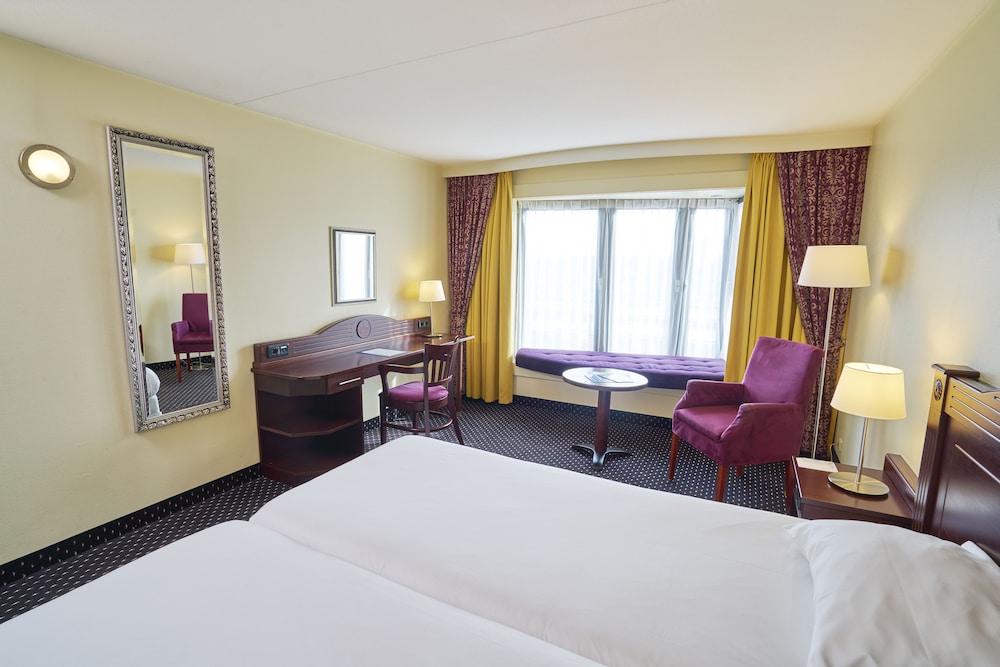 AMRATH GRAND HOTEL DE L EMPEREUR 12/64