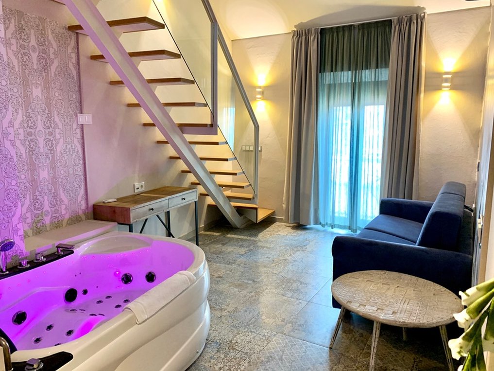Akla Hotel Merida 25/50