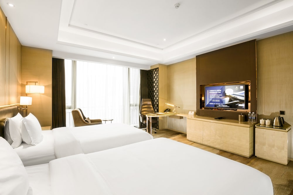 VAPERSE HOTEL (FORMERLY FO'AO VAPERSE HOTEL) 11/47
