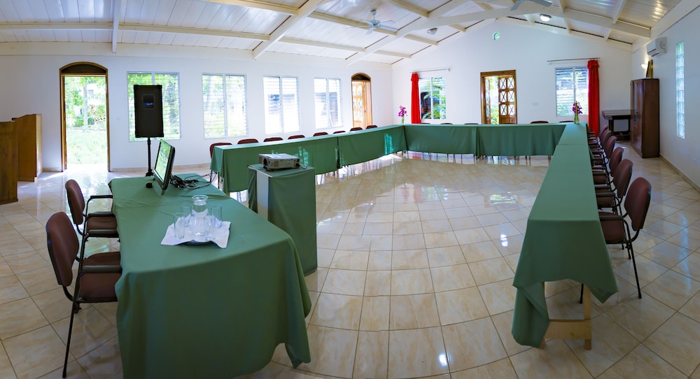 Hotel-Restaurant Cyvadier Plage 33/50