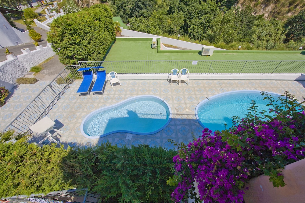 HOTEL CASTIGLIONE 64/74