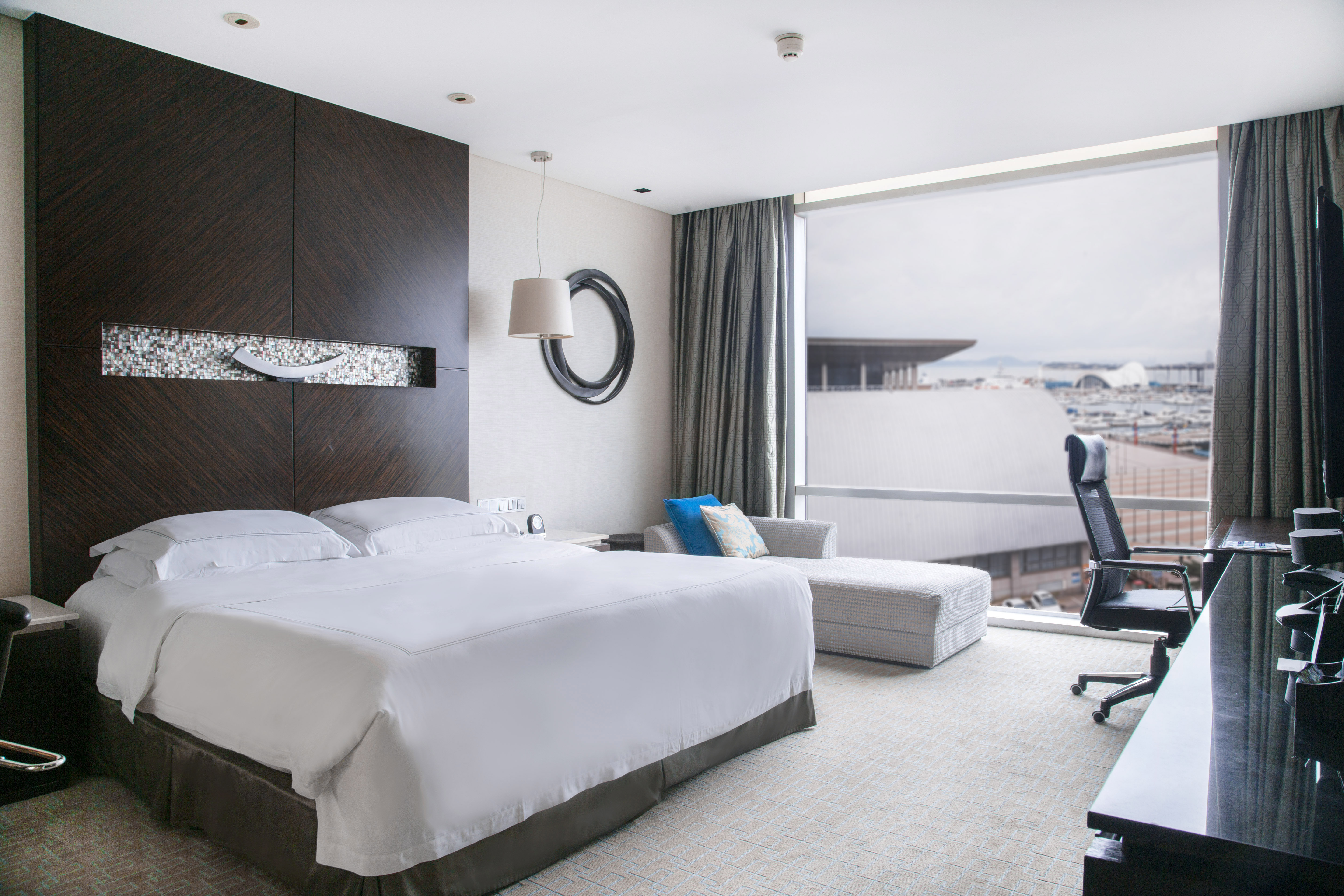 INTERCONTINENTAL QINGDAO 29/79