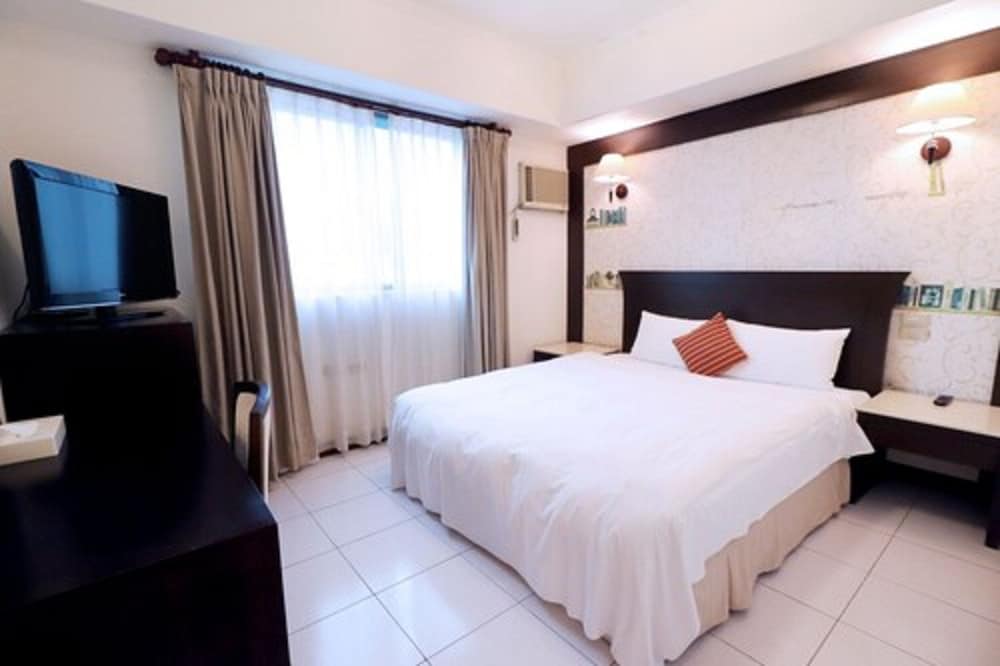 Liga Hotel 33/61