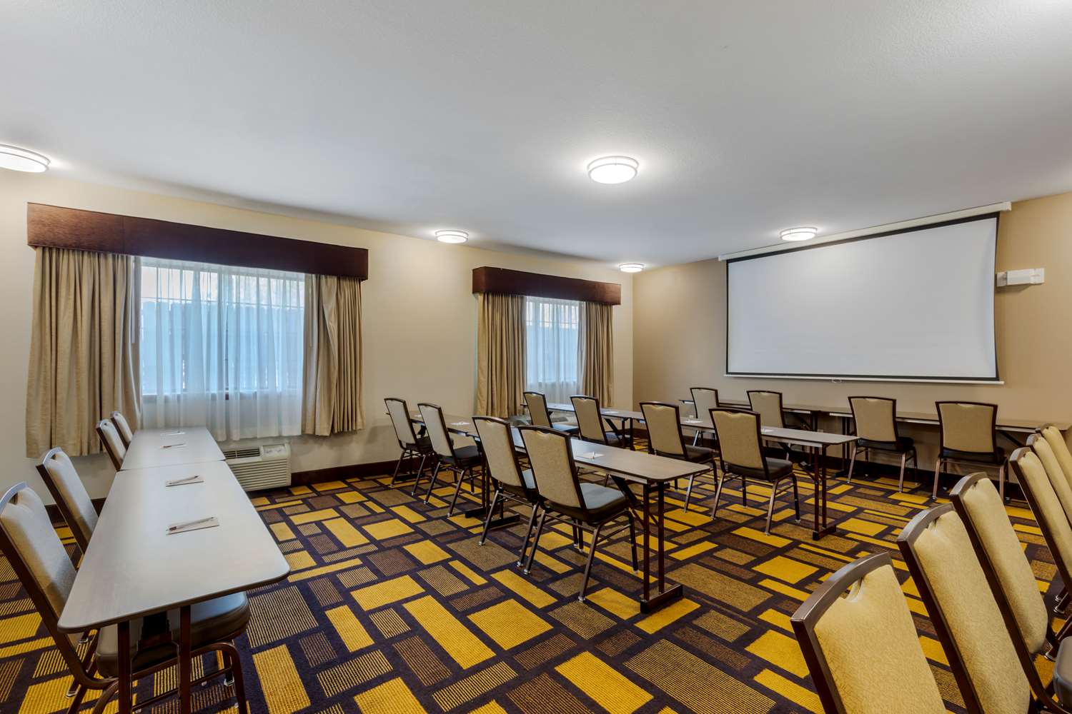 Best Western Plus Sweetwater Inn & Suites 23/24