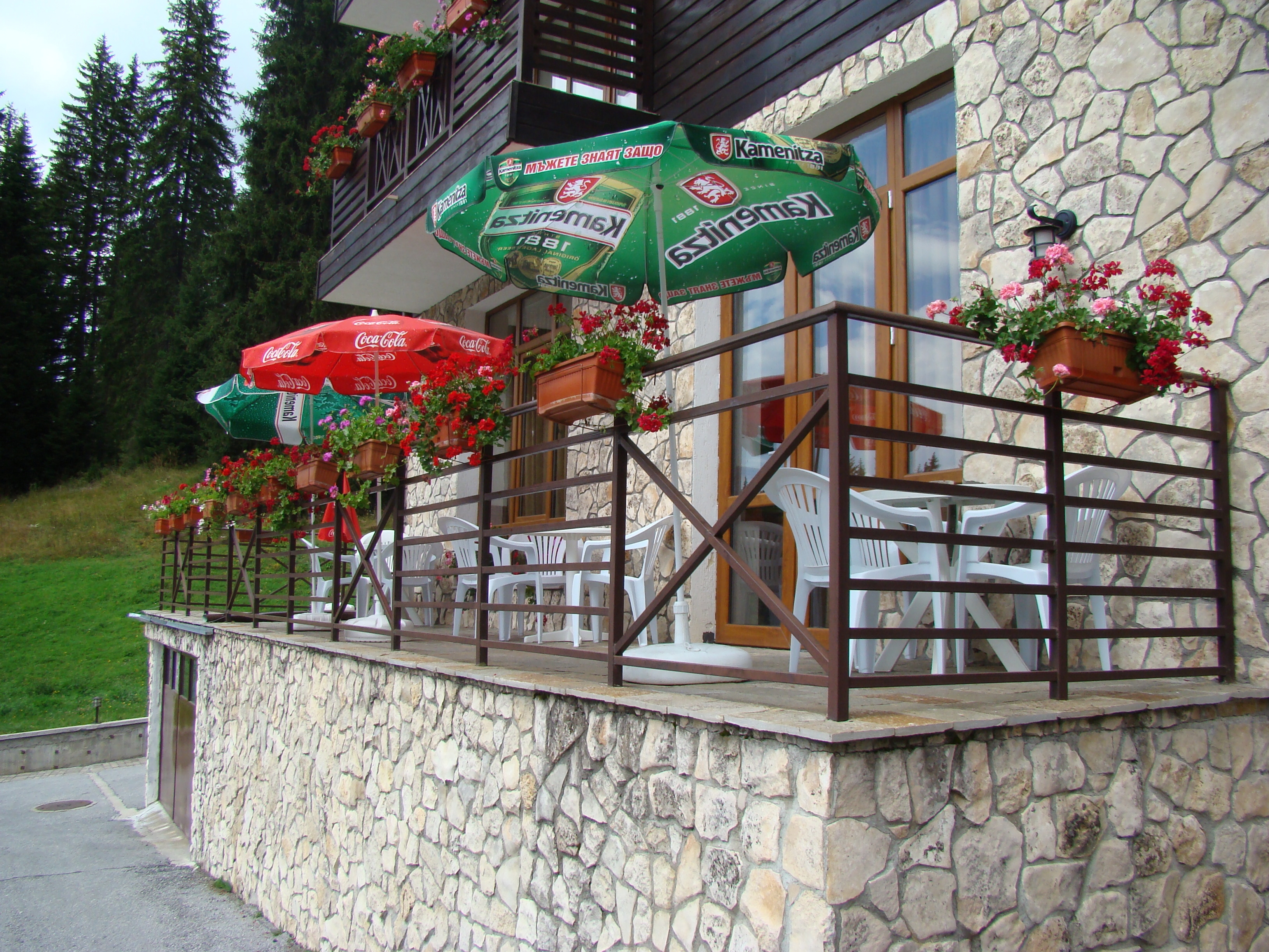 Stream Resort 6/54