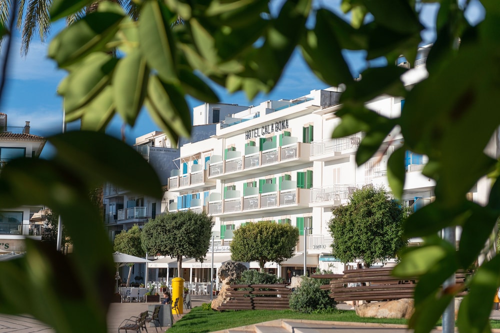 Hotel Cala Bona 4/72