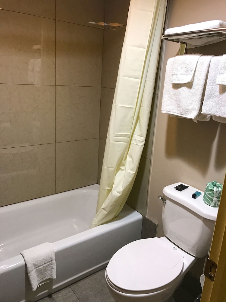 Soudersburg Inn & Suites Lancaster 46/50
