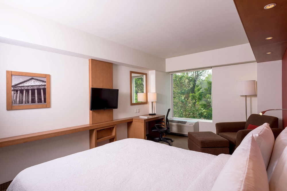 Hampton Inn by Hilton Guadalajara/Expo 15/48