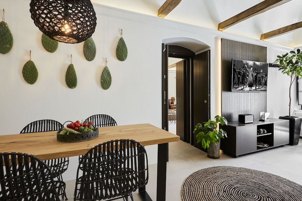 Floria Suites 31/46
