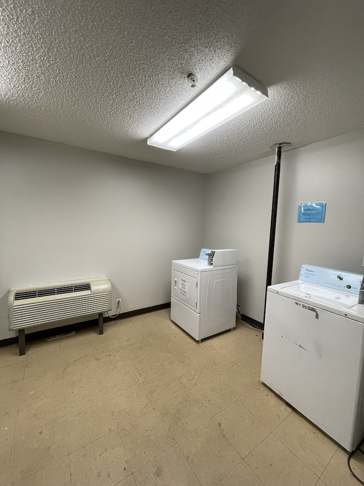 High Falls Hide-A-Way Lodging 24/49