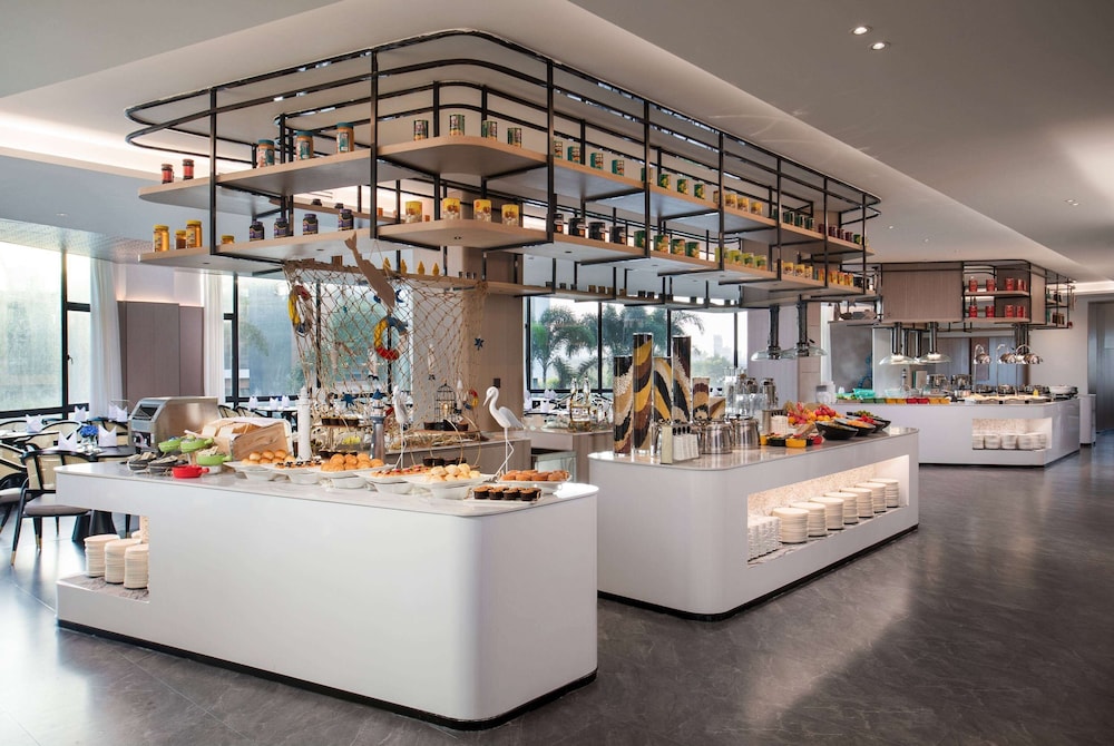 Ramada by Wyndham Huizhou Double Moon Bay 26/28