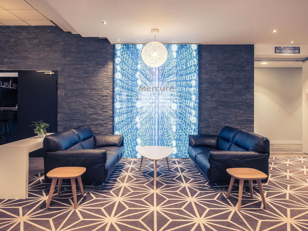 Mercure Poitiers Site du Futuroscope Hotel 49/76