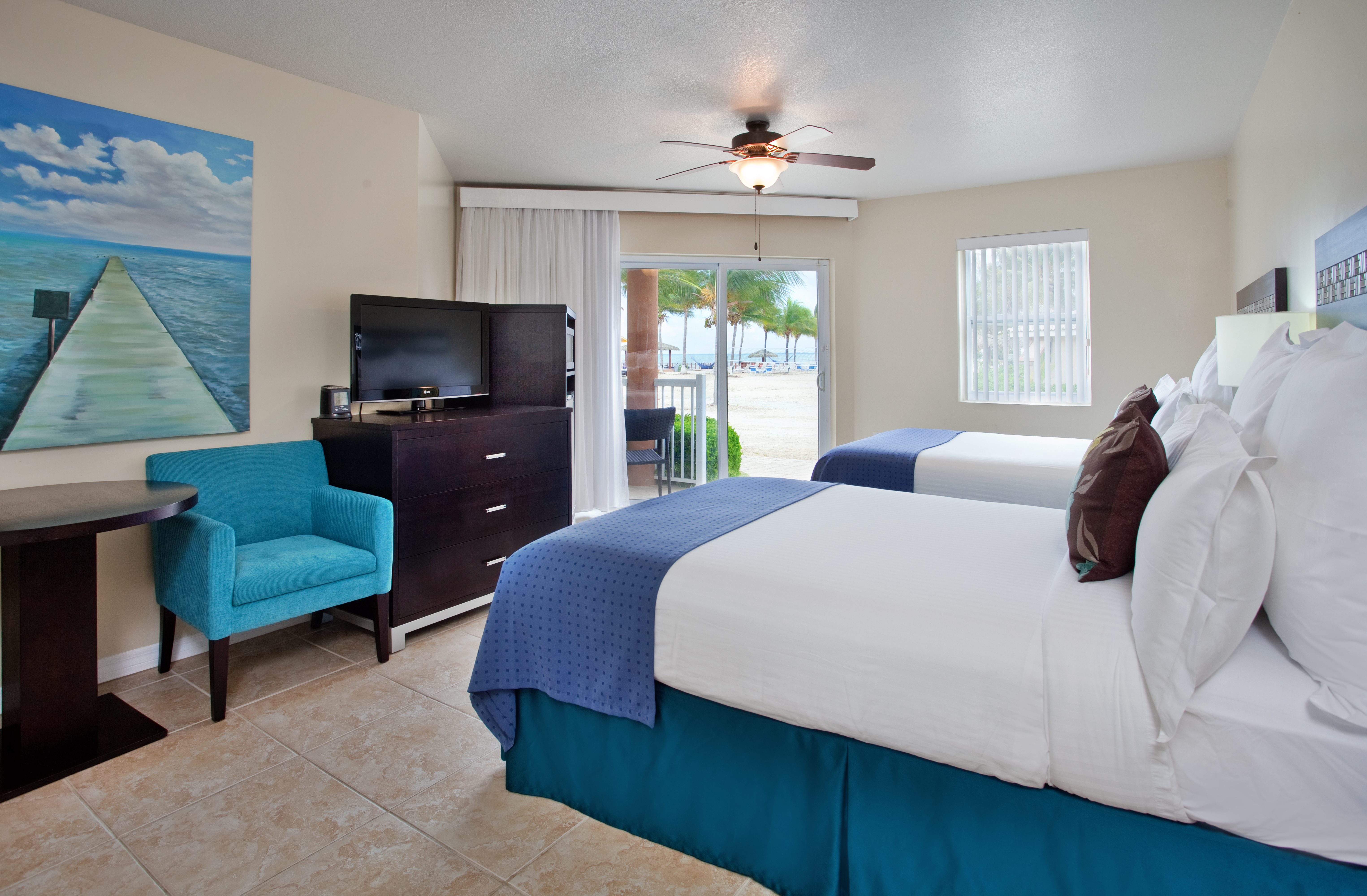 Studio Suite 2 Queens - Island View، The Grand Caymanian Resort 2/7
