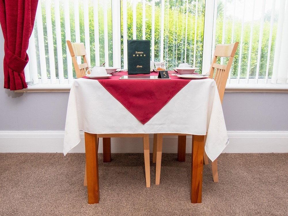 Rosaire Guest House 37/43