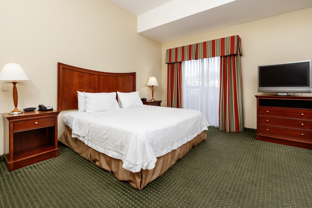Hampton Inn and Suites Navarre 13/53