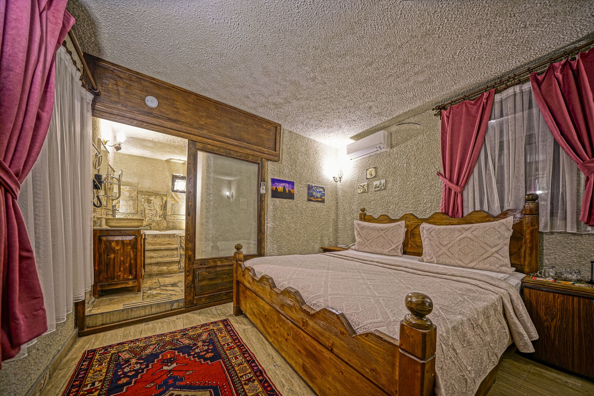 Stone, Superior, King Bed