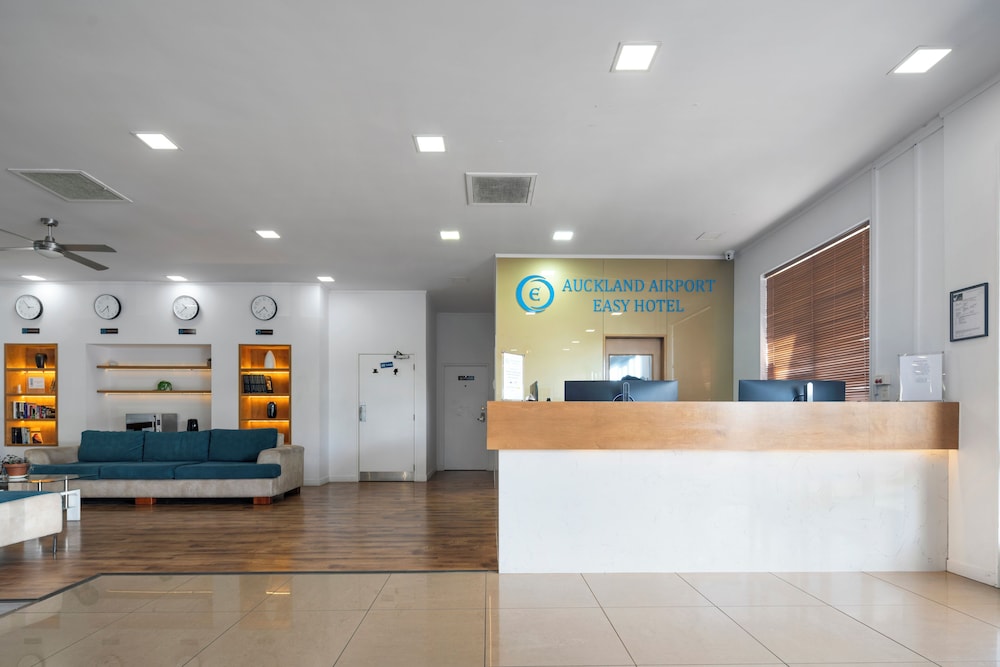 Garden Inn Airport 2/50
