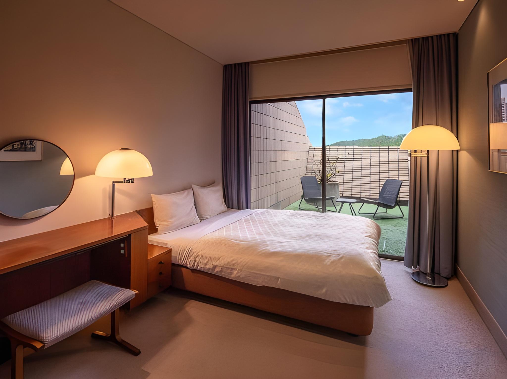 Standard, Double Bed, Unit Bath, Balcony