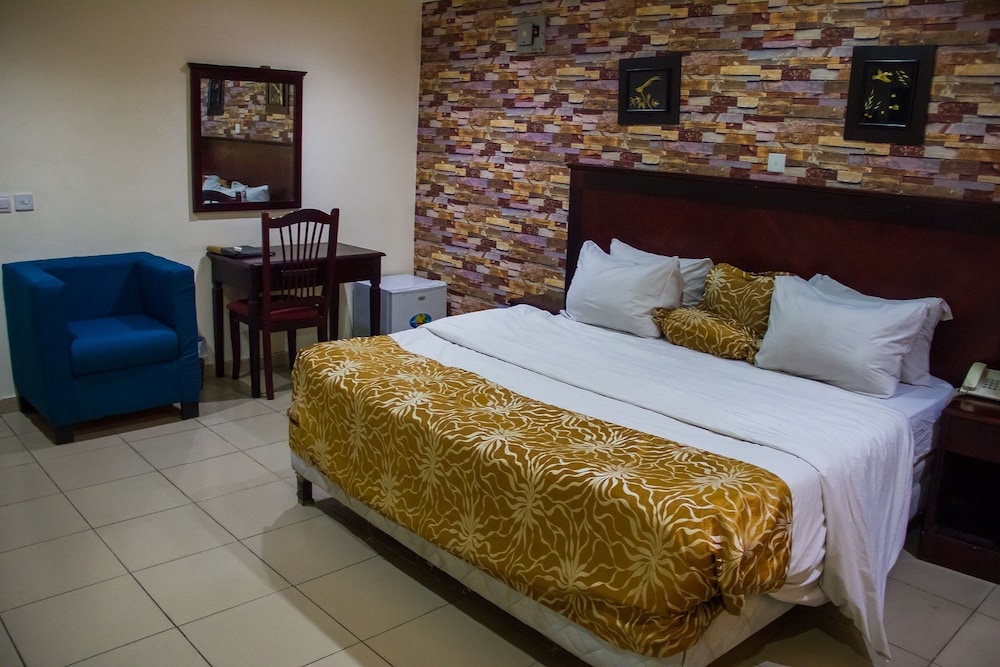 Beni Hotels 15/33