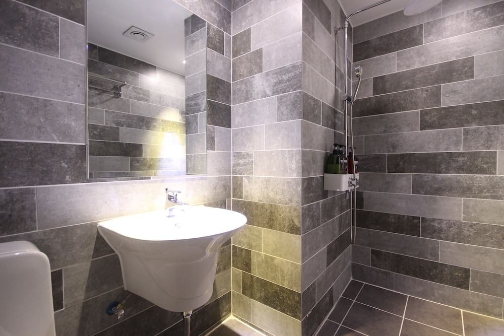 Hotel The May Busan Sasang 25/28