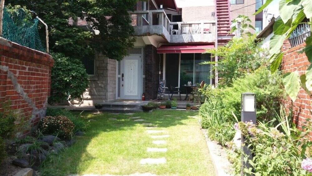 Hans House 47/64