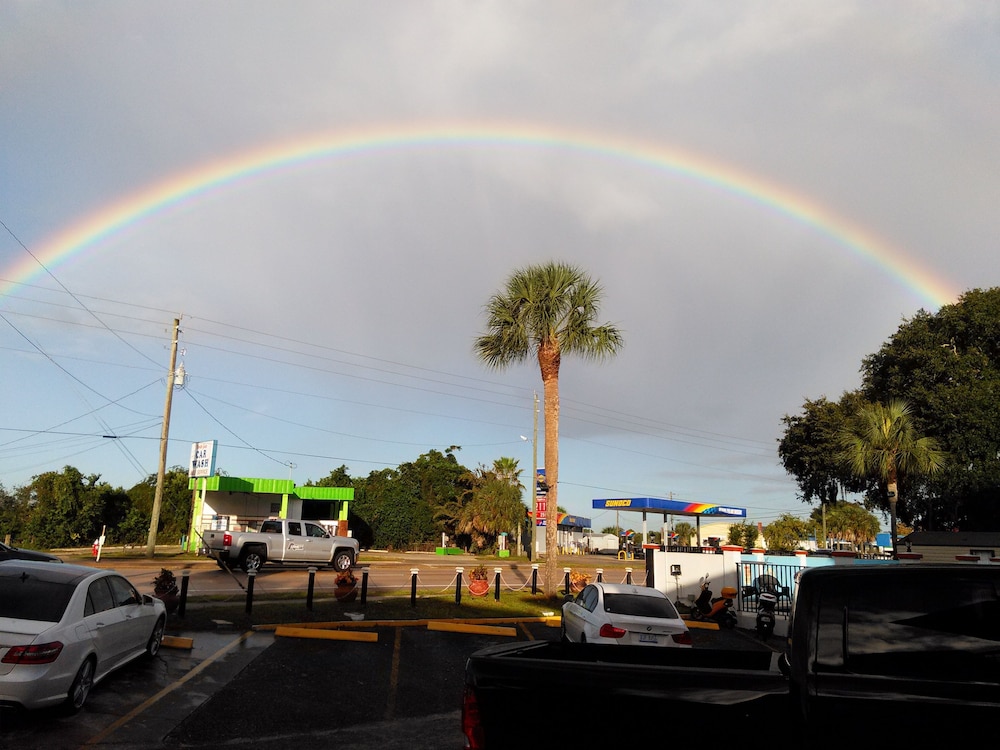 Merida Inn And Suites 42/50