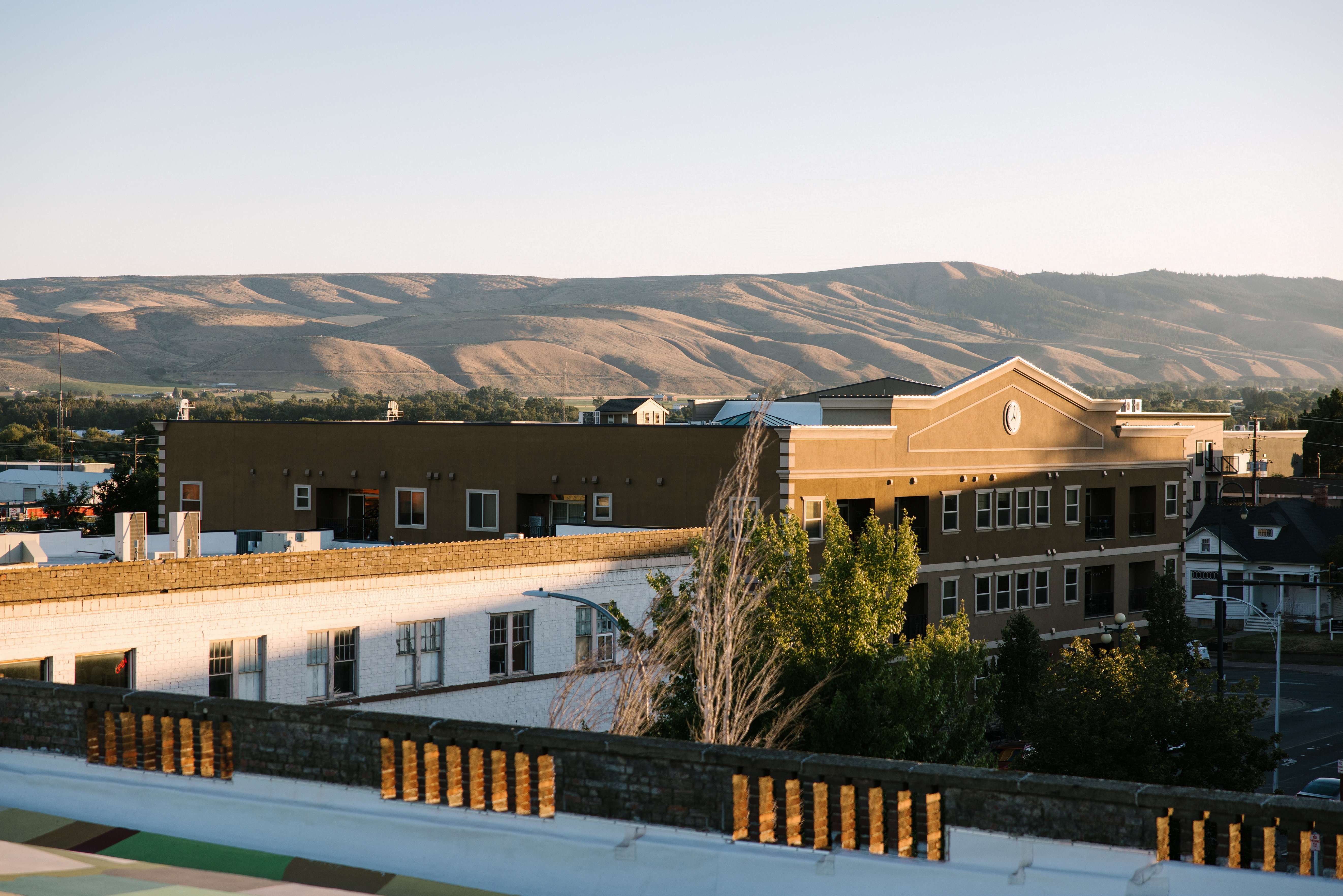Hotel Windrow Downtown Ellensburg 19/25