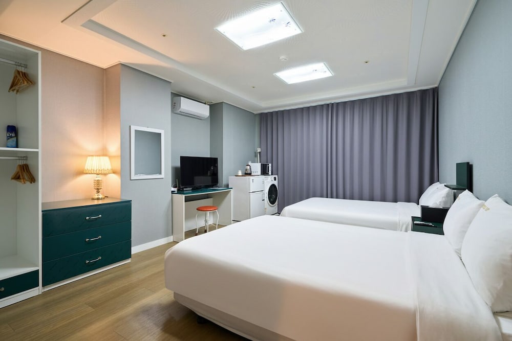 Yeongdeungpo Vip Hotel 30/51