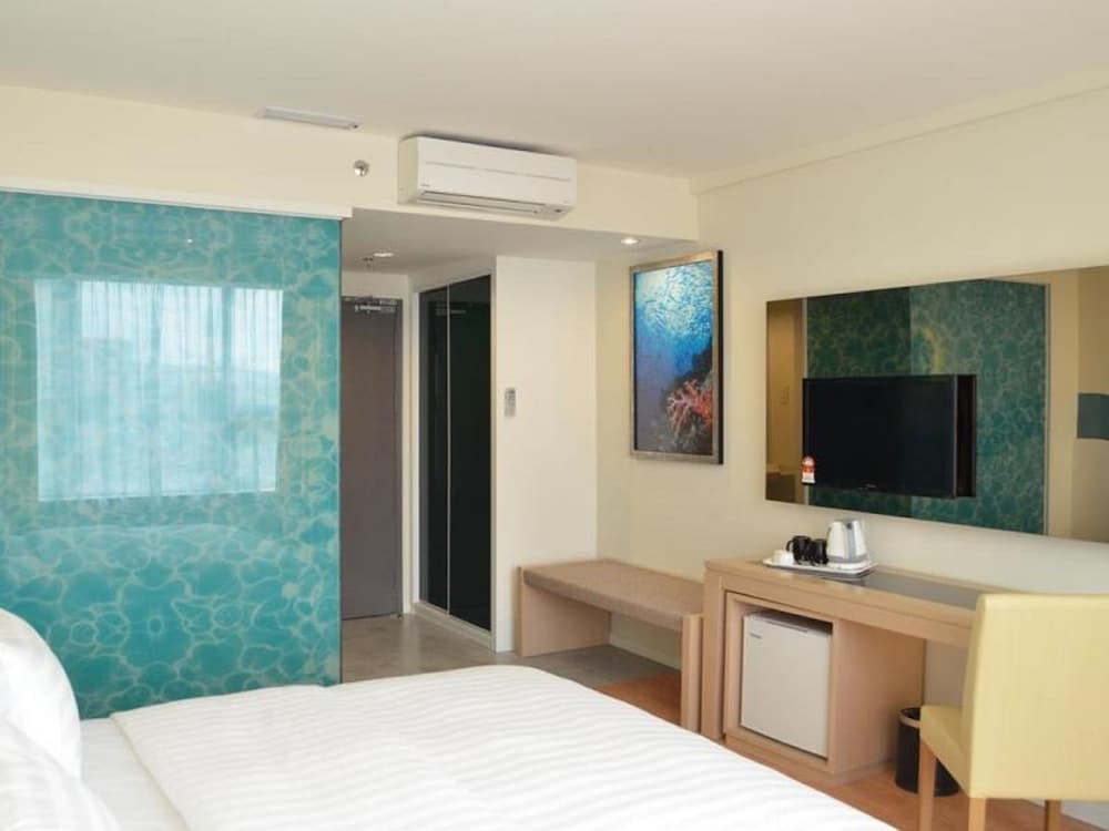 OCEANIA HOTEL 13/51