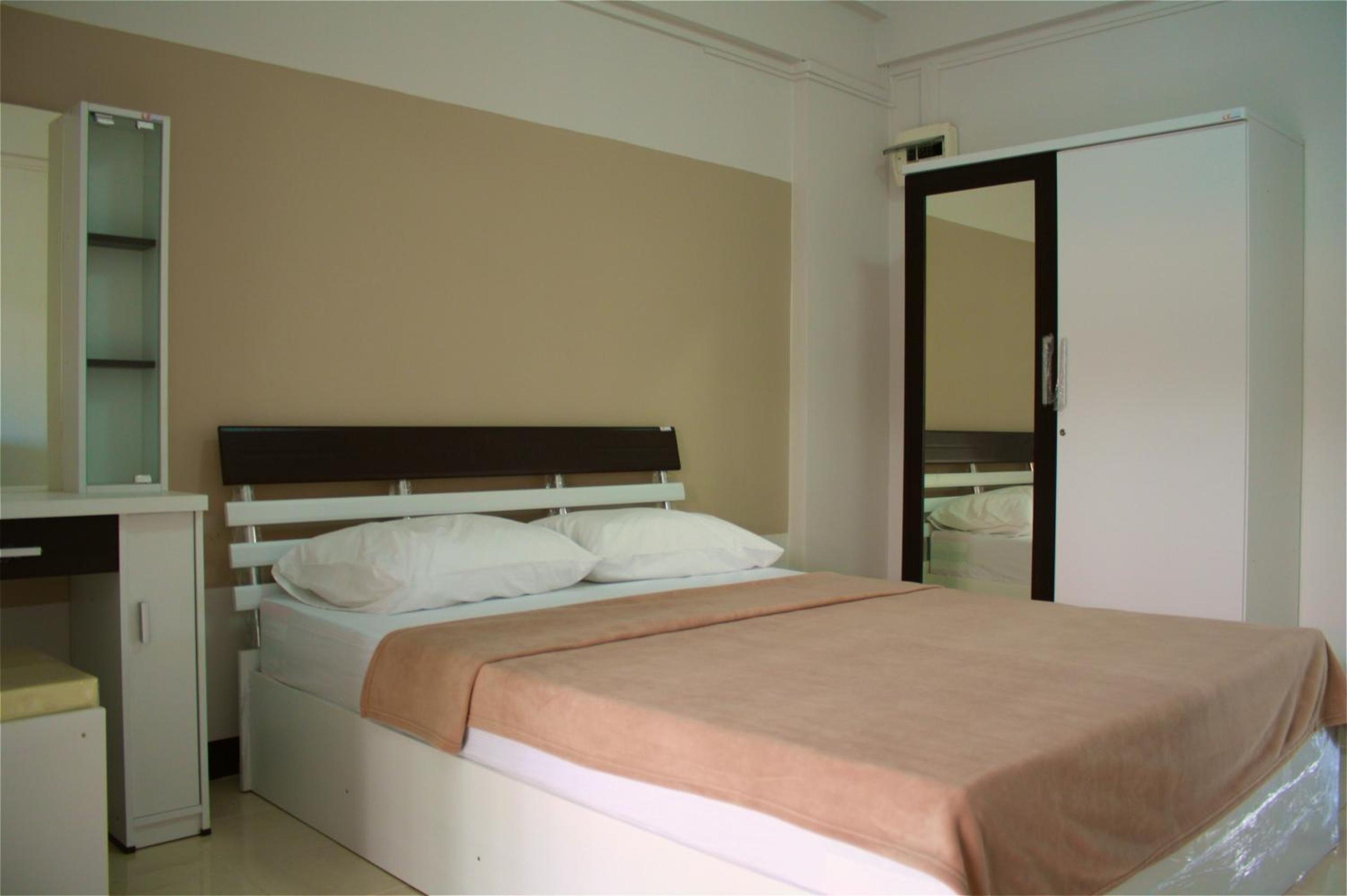 Baanbudsarin Apartment 8/27