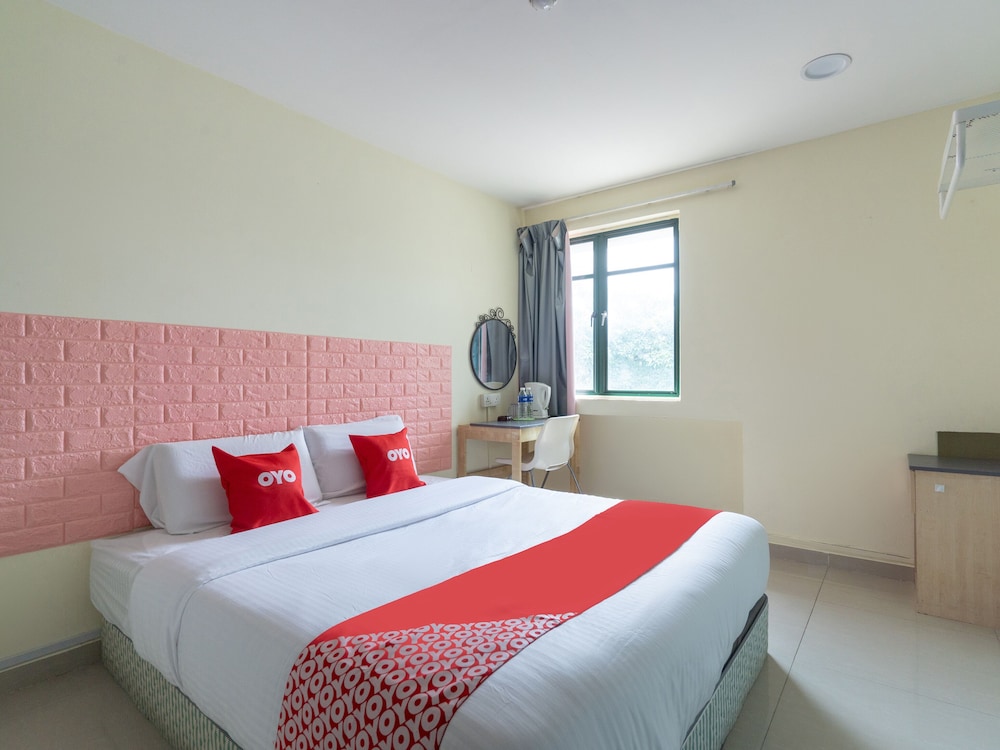 OYO 89717 Budget Star Hotel 20/32