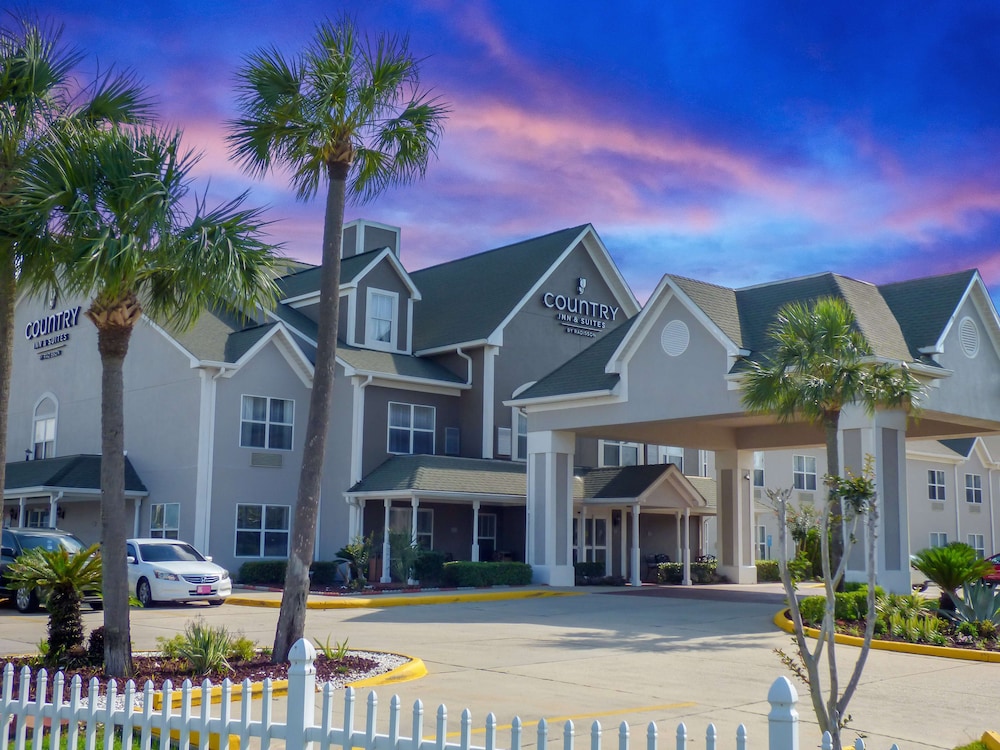 Country Inn & Suites by Radisson, Biloxi-Ocean Springs, MS 3/21