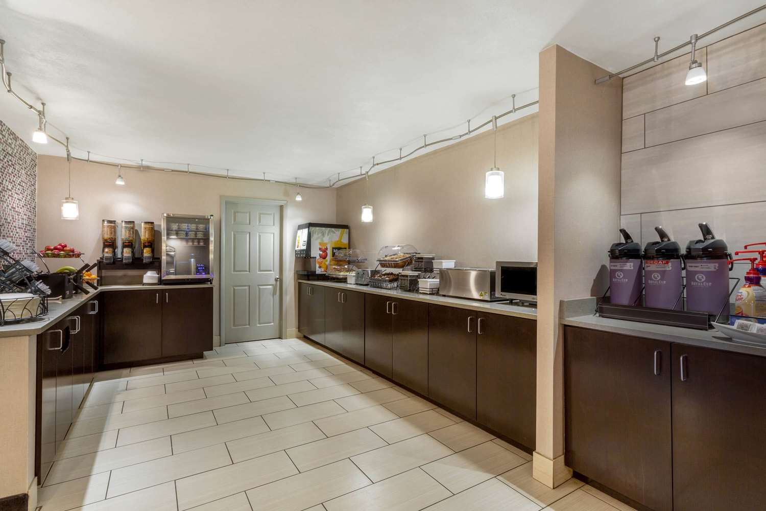 La Quinta Inn By Wyndham Binghamton Johnson City 34/59