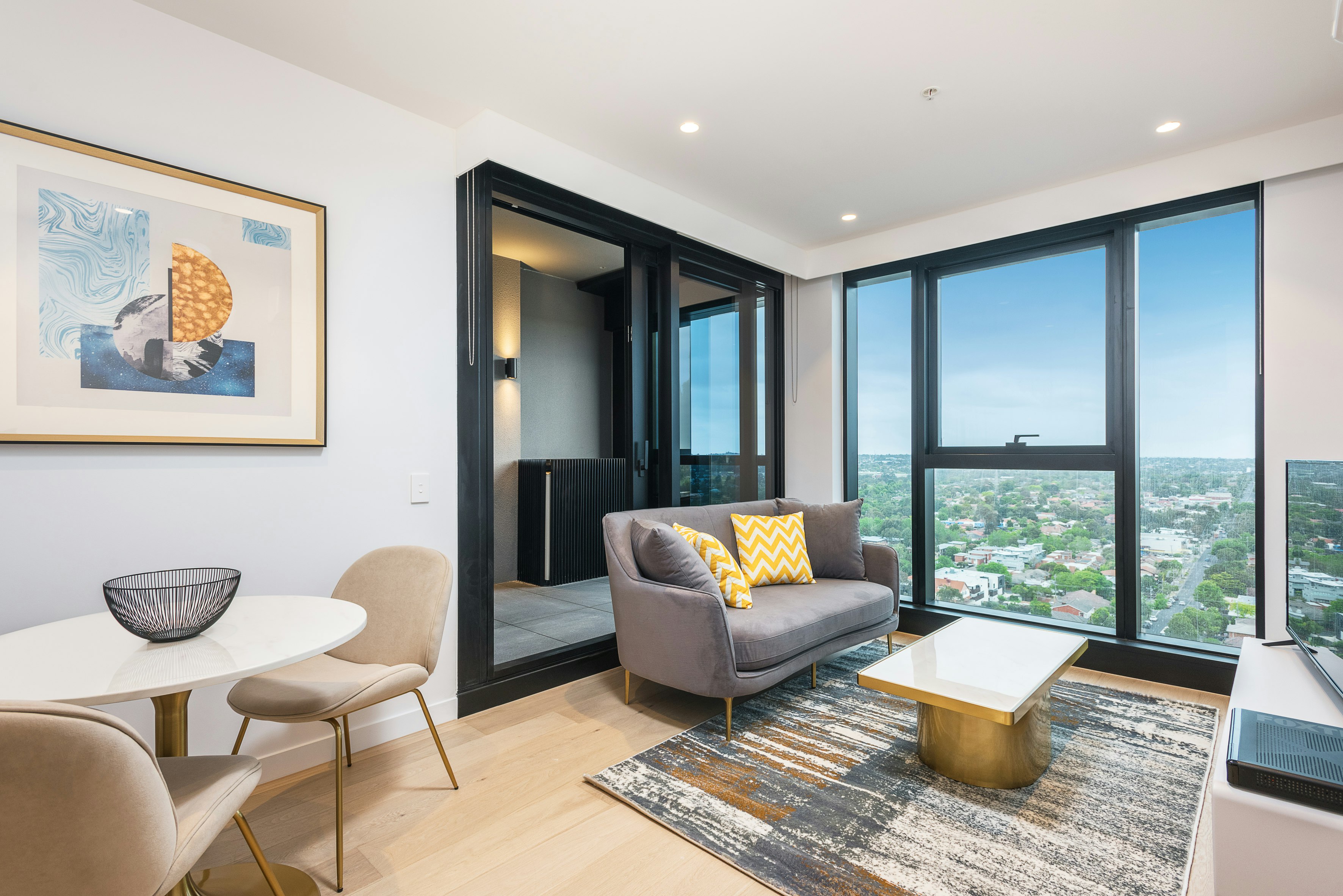 Sky One Apartments by CLLIX 6/10
