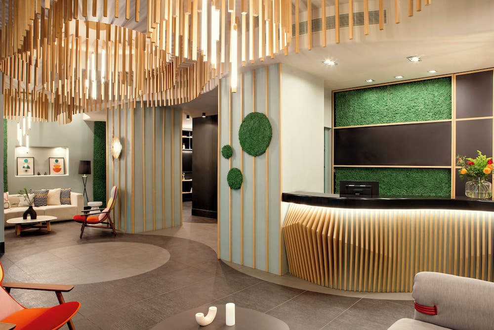 Zeus Essence Bucharest, Trademark Collection by Wyndham 7/65