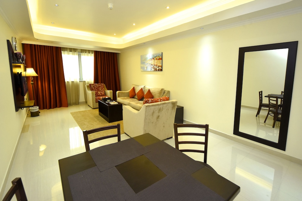 Alain Hotel Apartments 36/50