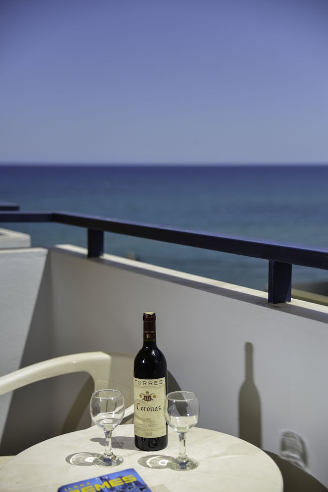 Lefkoniko Bay photo5