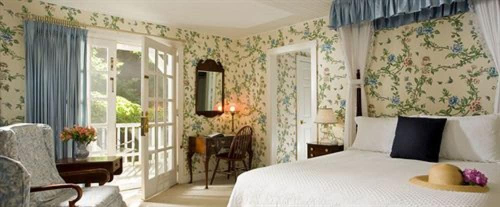 Fairville Inn 16/55