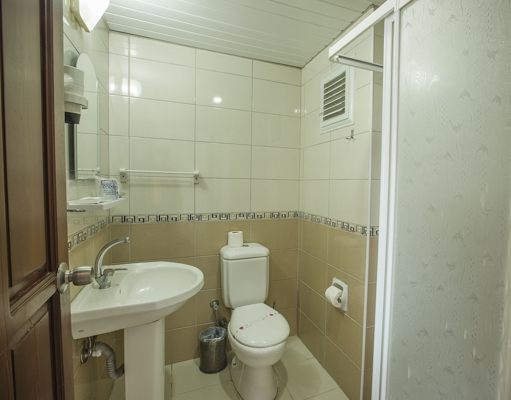 Kleopatra Arsi Hotel 15/78