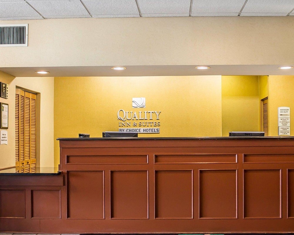 Wilkes Barre Inn And Suites 6/50