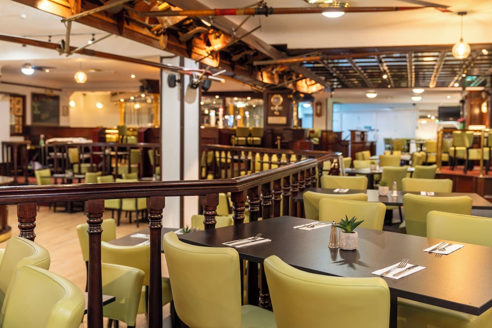 Sachas Hotel Manchester 36/50